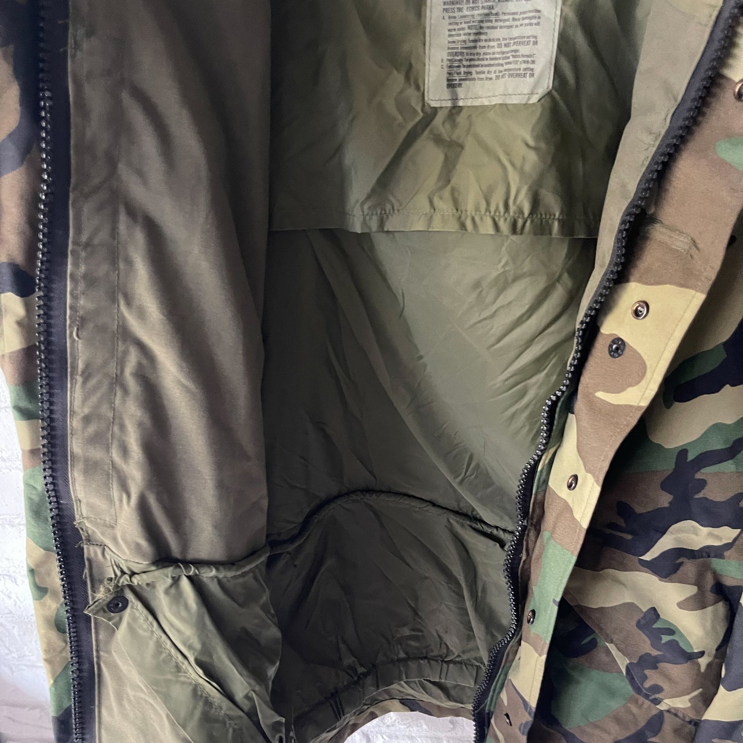 US ARMY ECWCS GORE-TEX WOODLAND CAMO PARKA 98'S VINTAGE SMALL-REGULAR
