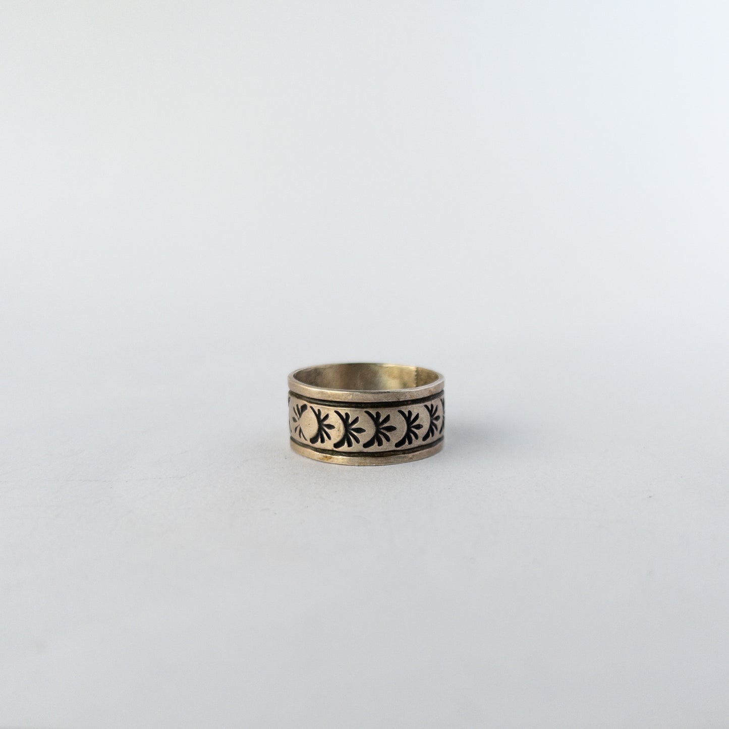 NAVAJO SILVER RING(#26) by RICK ENRIQUEZ var.1