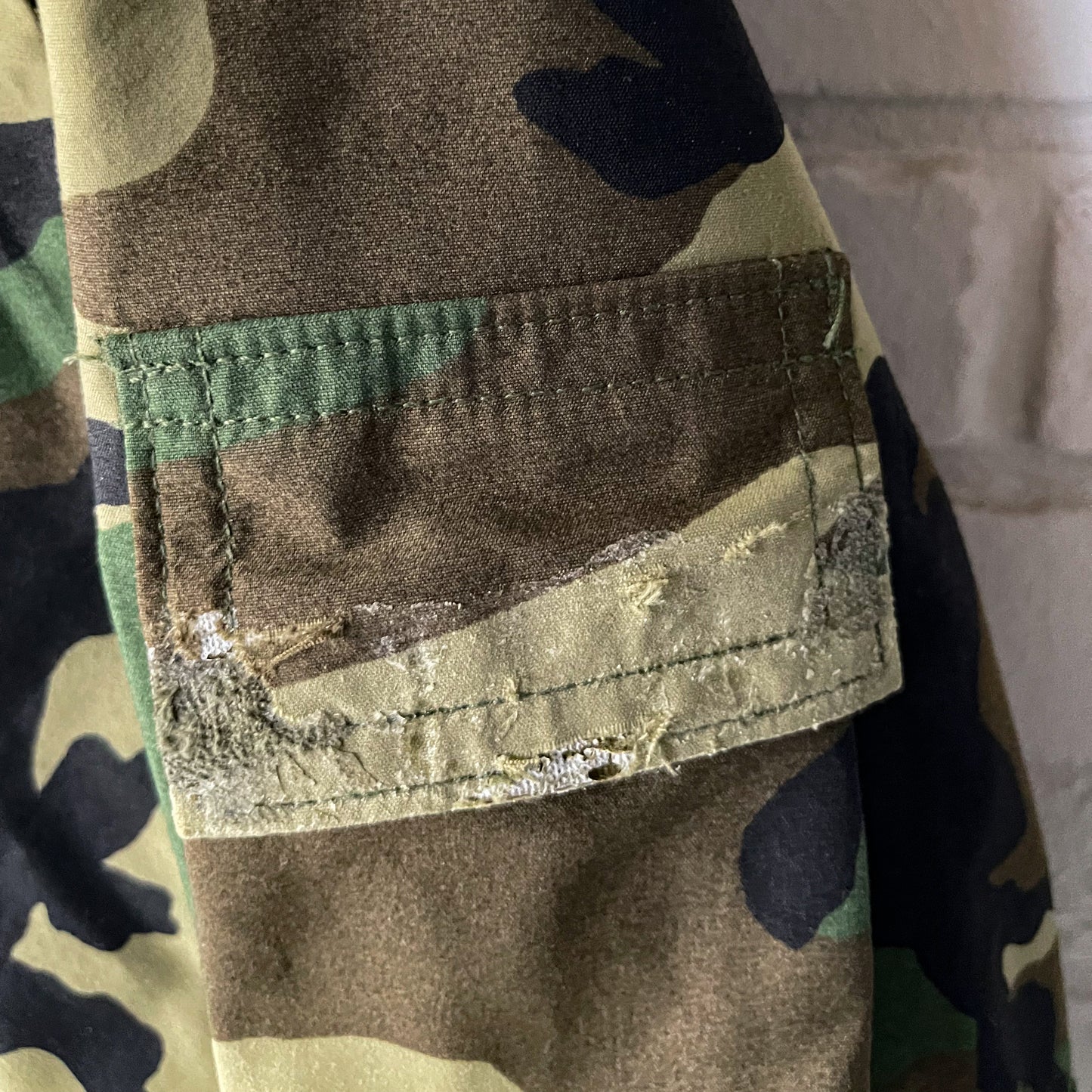 US ARMY ECWCS GORE-TEX WOODLAND CAMO PARKA 98'S VINTAGE SMALL-REGULAR