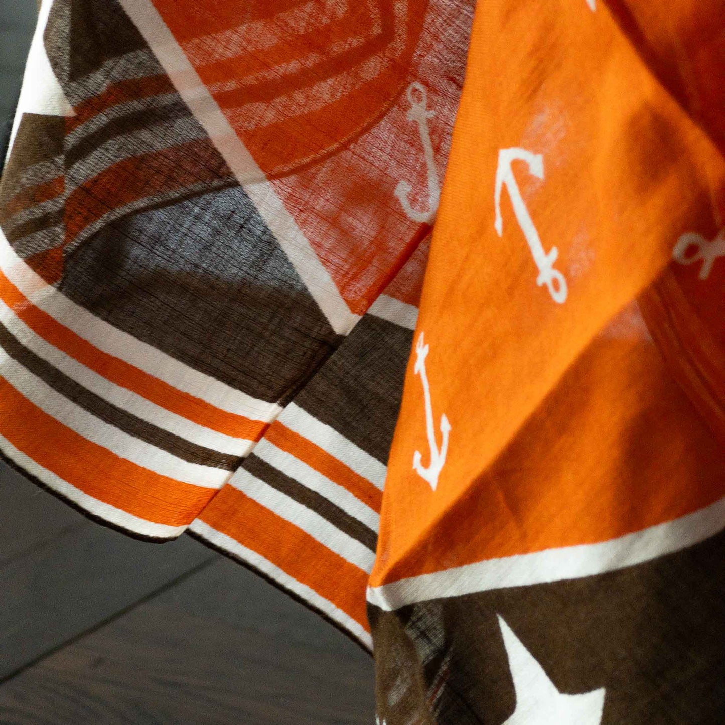 EUROP VINTAGE STAR BROWN BANDANA 1960's VINTAGE