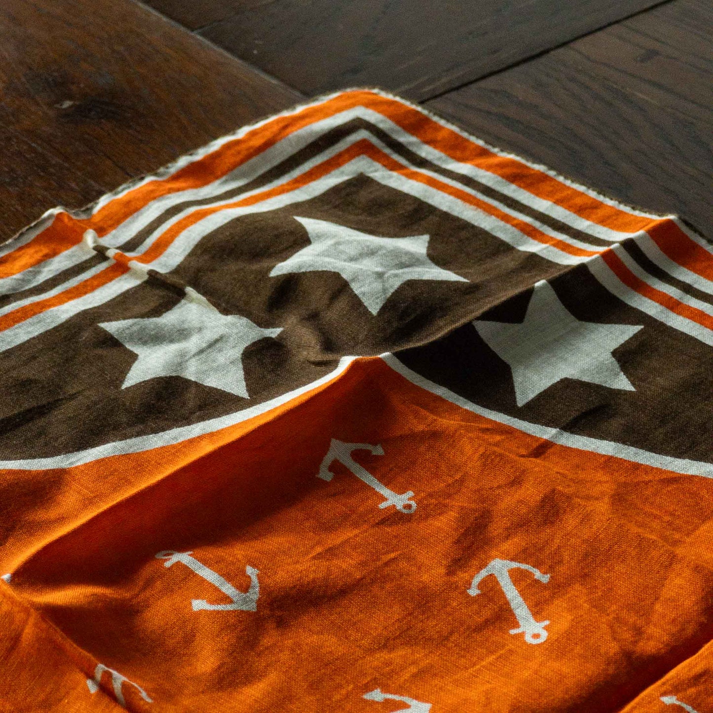 EUROP VINTAGE STAR BROWN BANDANA 1960's VINTAGE