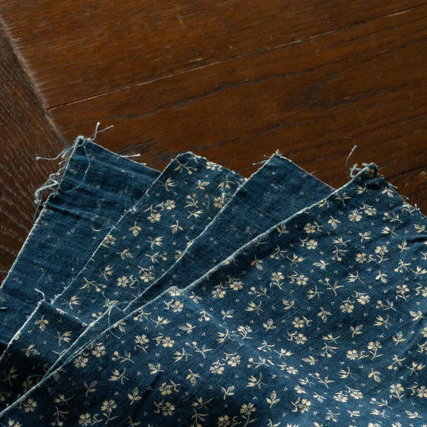 USA INDIGO CALICO BANDANA 1900'S VINTAGE