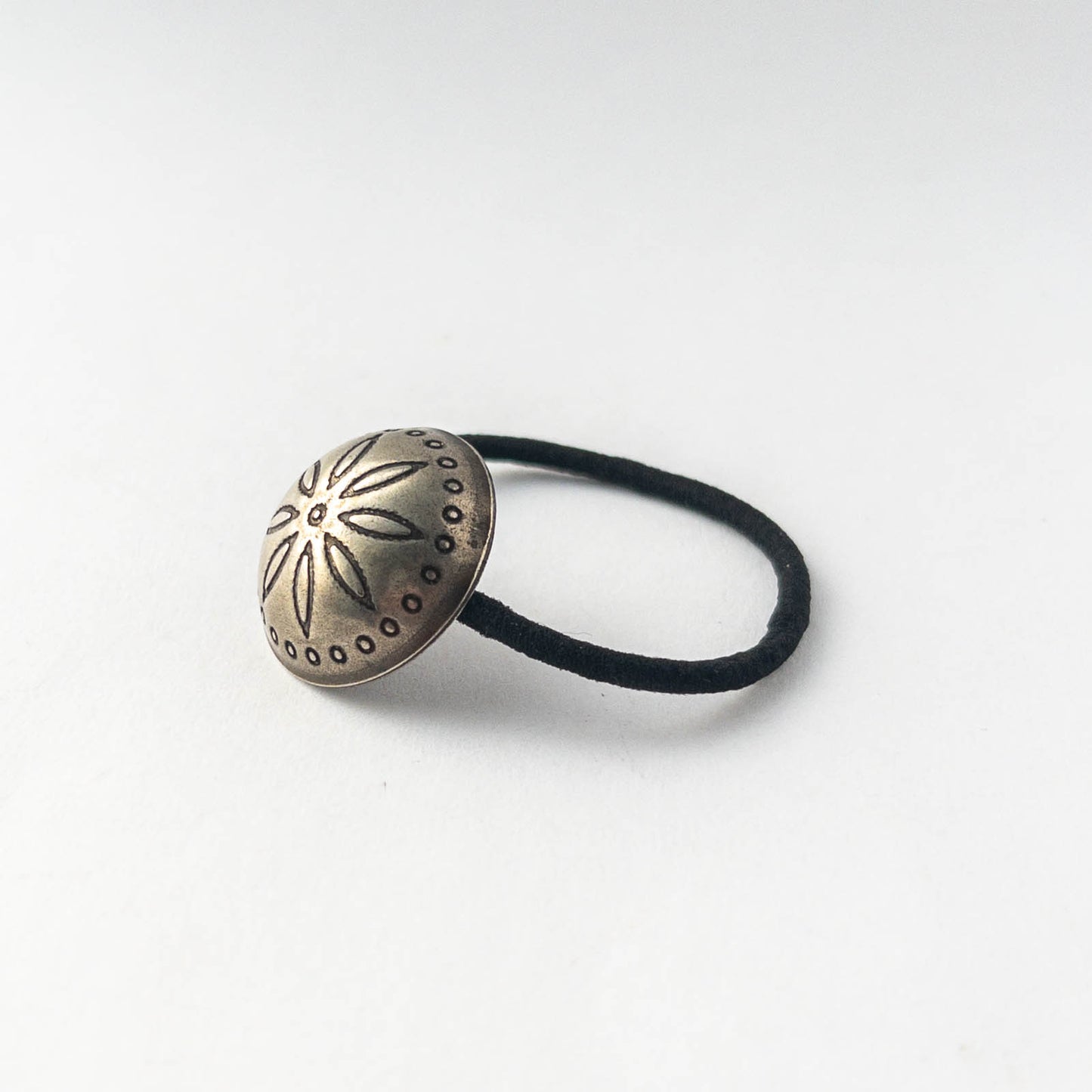 CONCHO BUTTON HAIR-TIE *ORIGINAL
