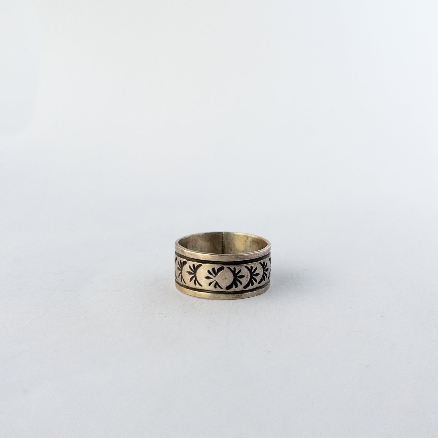 NAVAJO SILVER RING(#26) by RICK ENRIQUEZ var.1