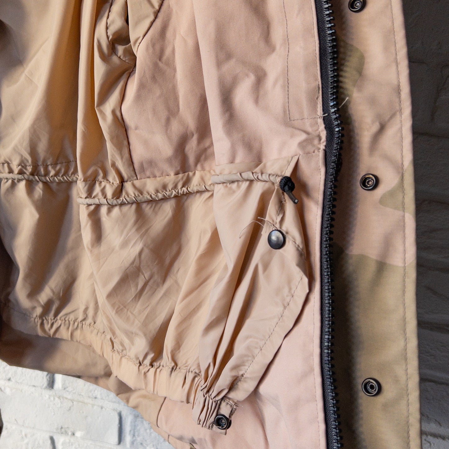 US ARMY ECWCS GORE-TEX DESERT CAMO PARKA 02'S VINTAGE LARGE-REGULAR
