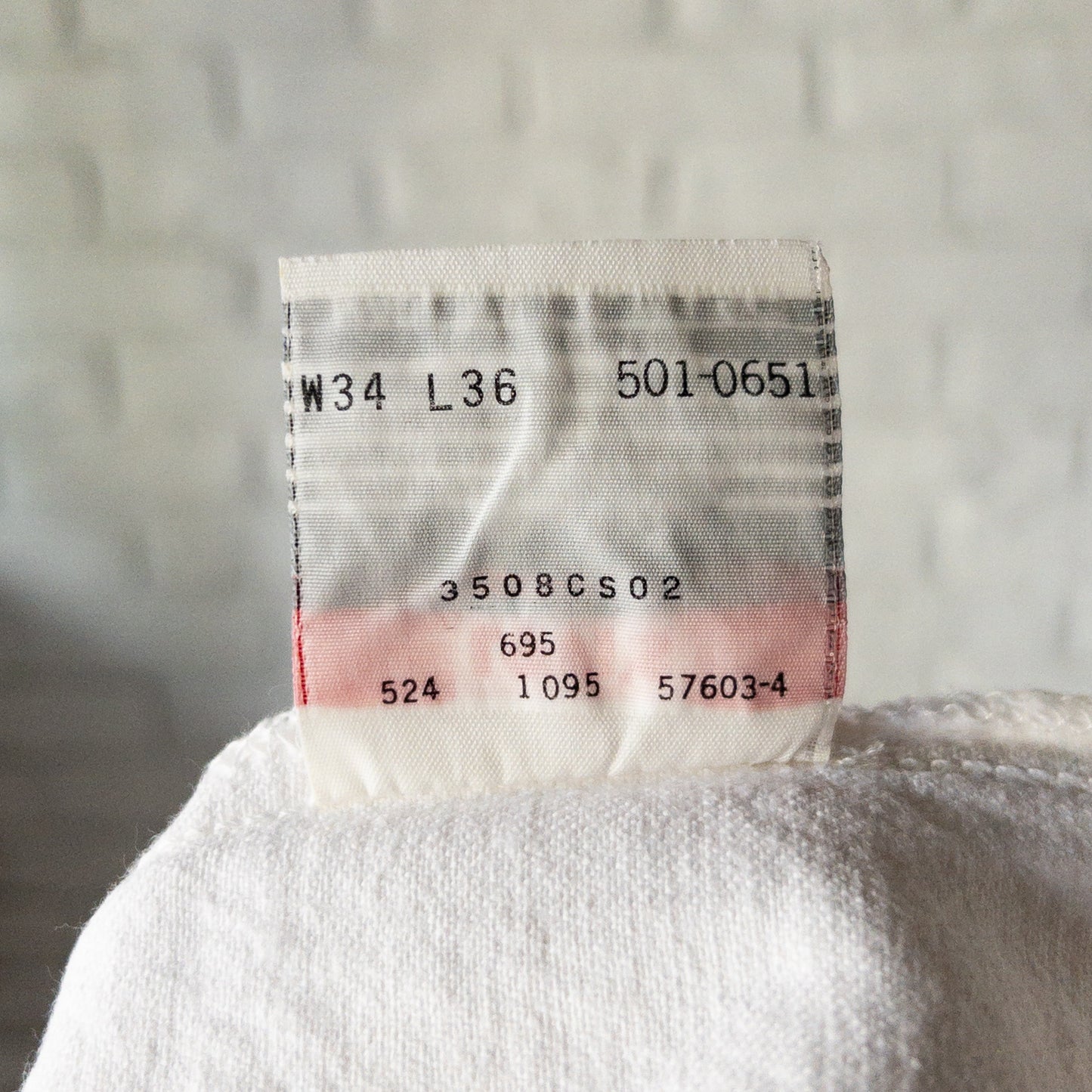 LEVI'S 501 WHITE 90's DEAD STOCK (W34L36)