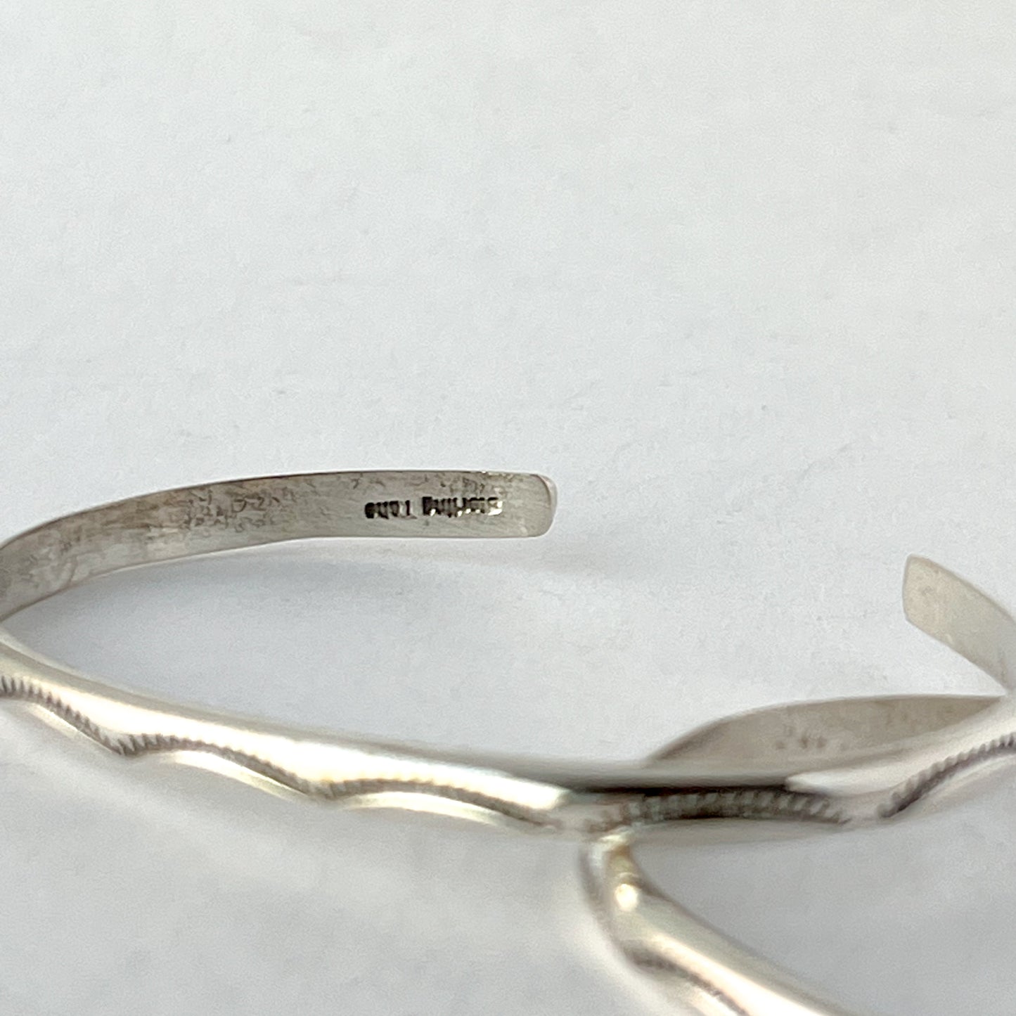 NAVAJO SILVER SUN RAYS BRACELET 5mm by ELAINE TAHE