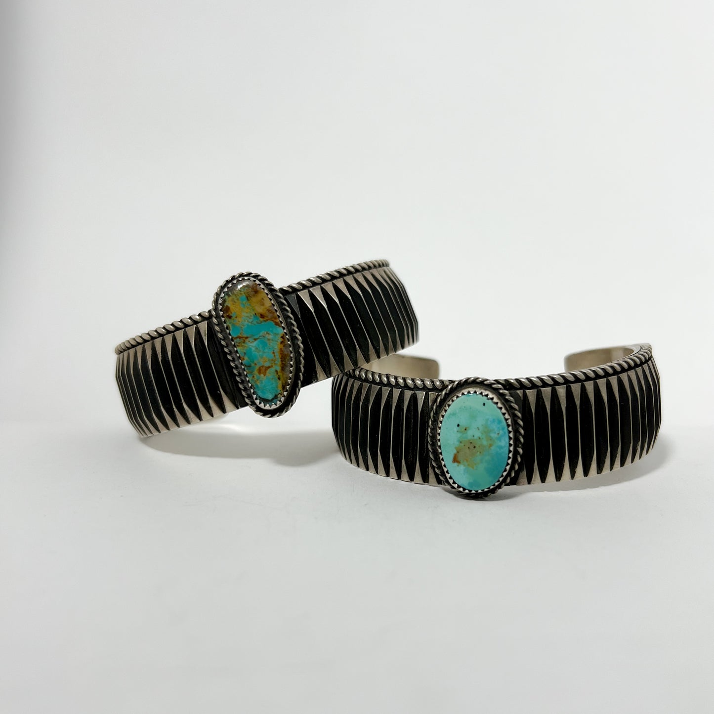 NAVAJO TURQUOISE BRACELET by LEANDER TAHE var.1