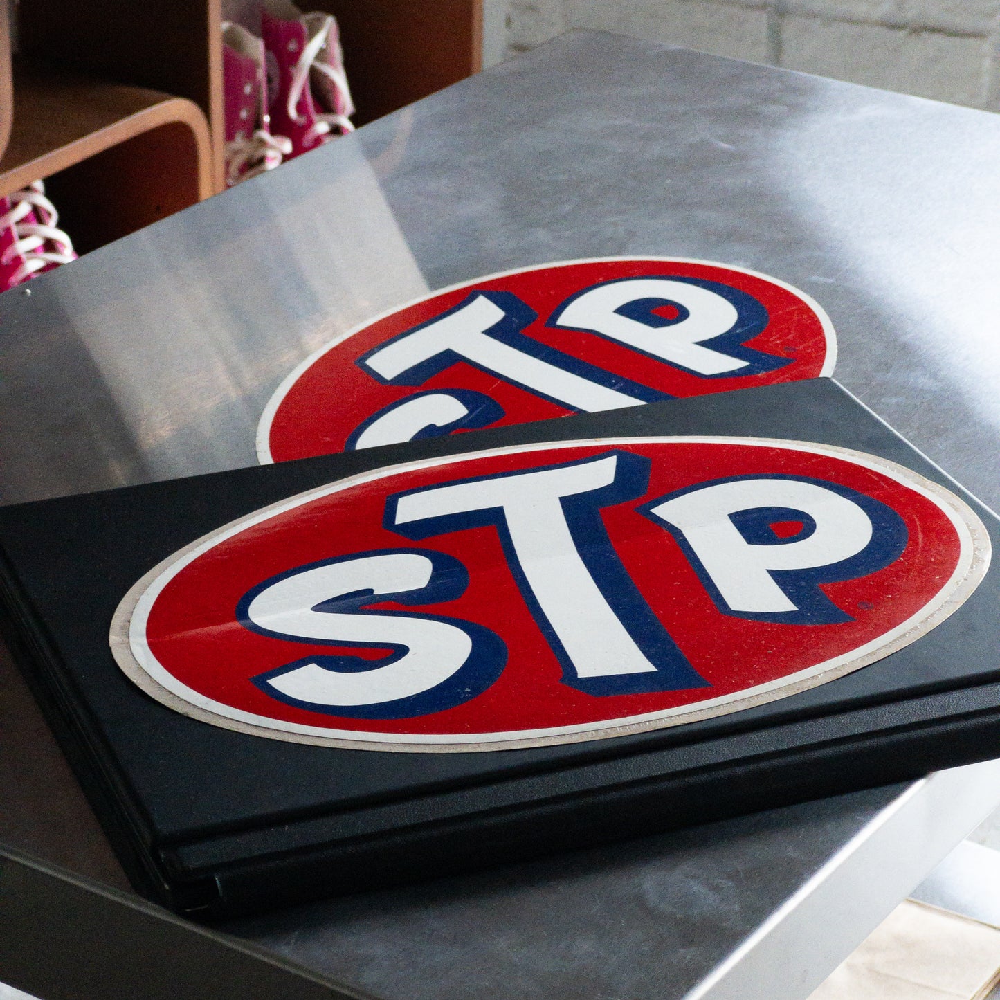 STP BIG STICKER 1960'S VINTAGE