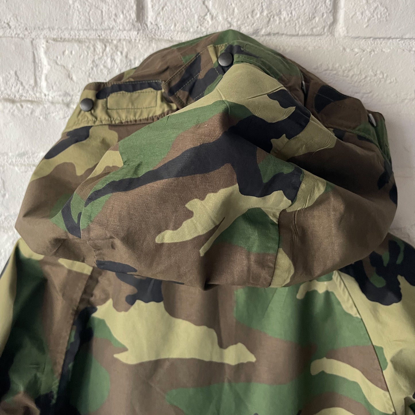 US ARMY ECWCS GORE-TEX WOODLAND CAMO PARKA 05'S VINTAGE MEDIUM-XSHORT