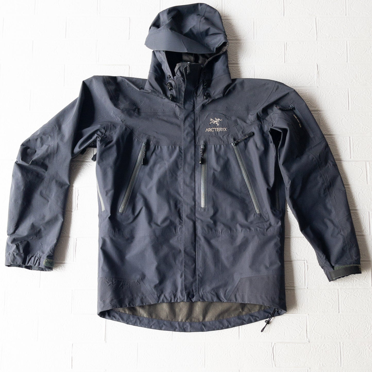 ARCTERYX GORE-TEX NYLON HOOD JACKET VINTAGE 1990S