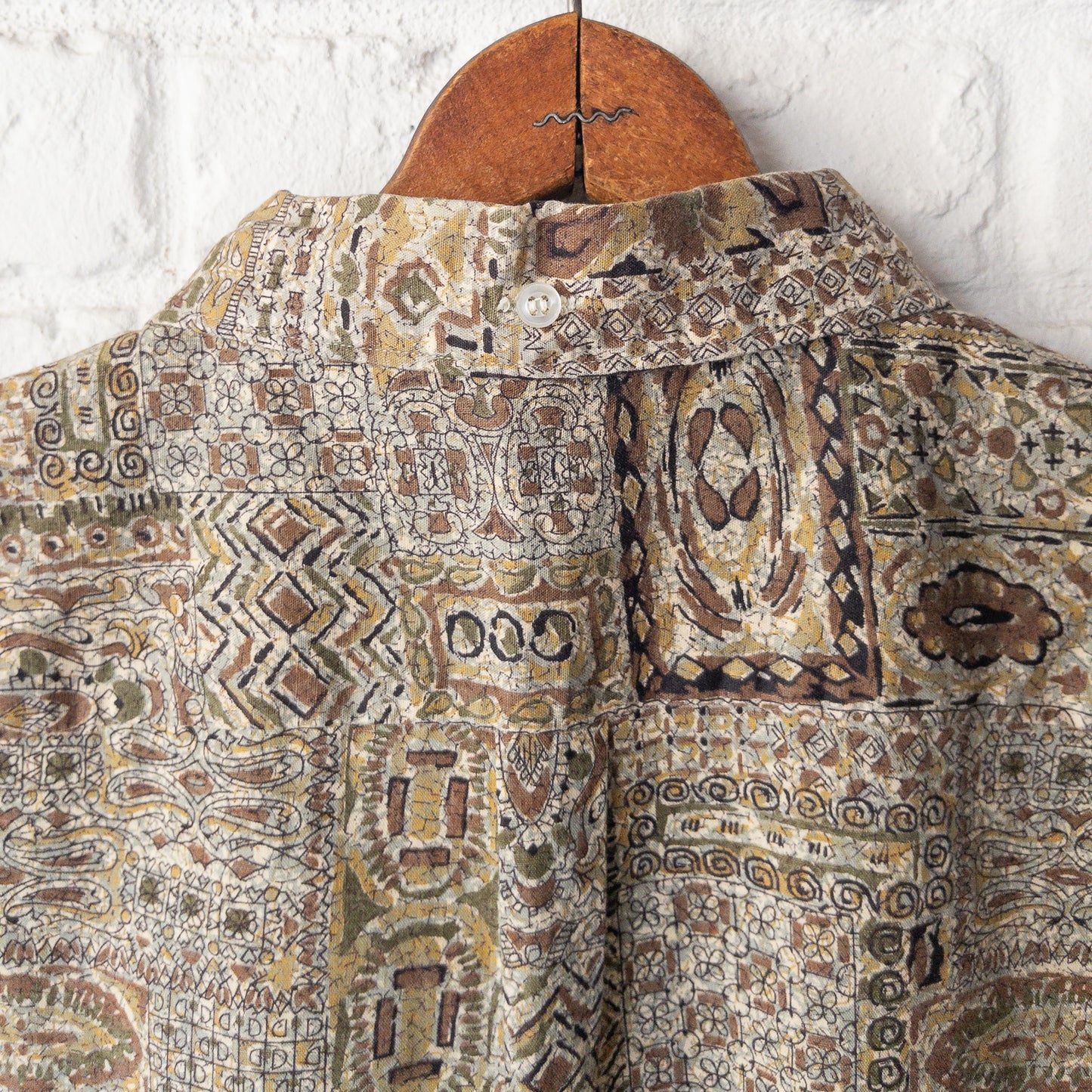 PLAYMATES BATIK PRINT B.D. BOX SHIRTS 50'-60'S DEAD STOCK