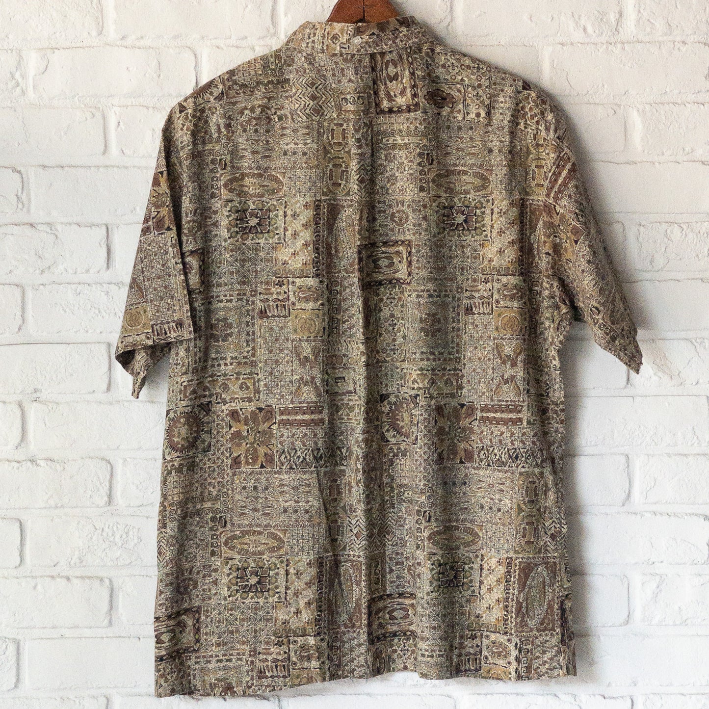 PLAYMATES BATIK PRINT B.D. BOX SHIRTS 50'-60'S DEAD STOCK