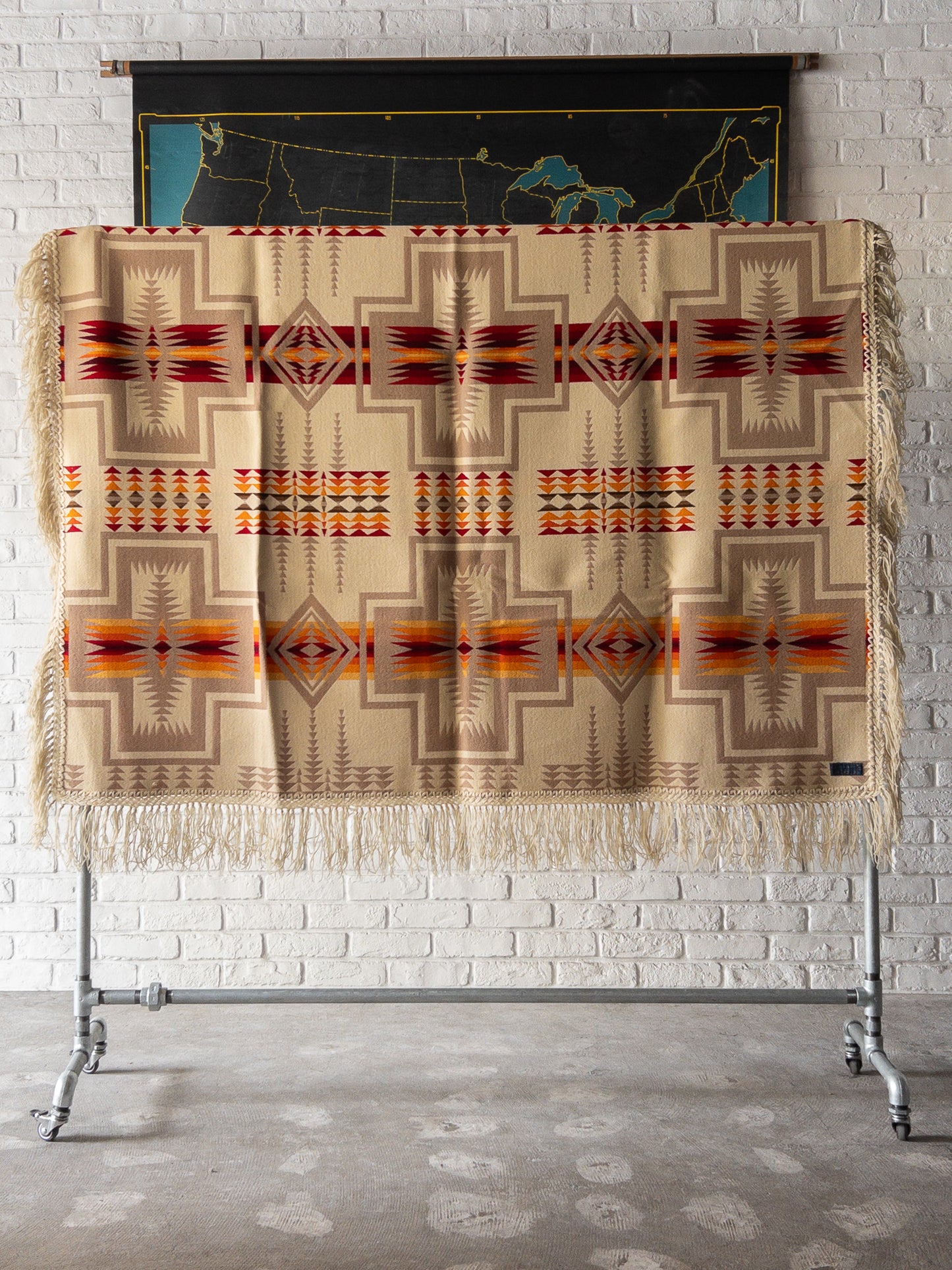 PENDLETON HARDING PATTERN WOOL BLANKET 1940'S VINTAGE