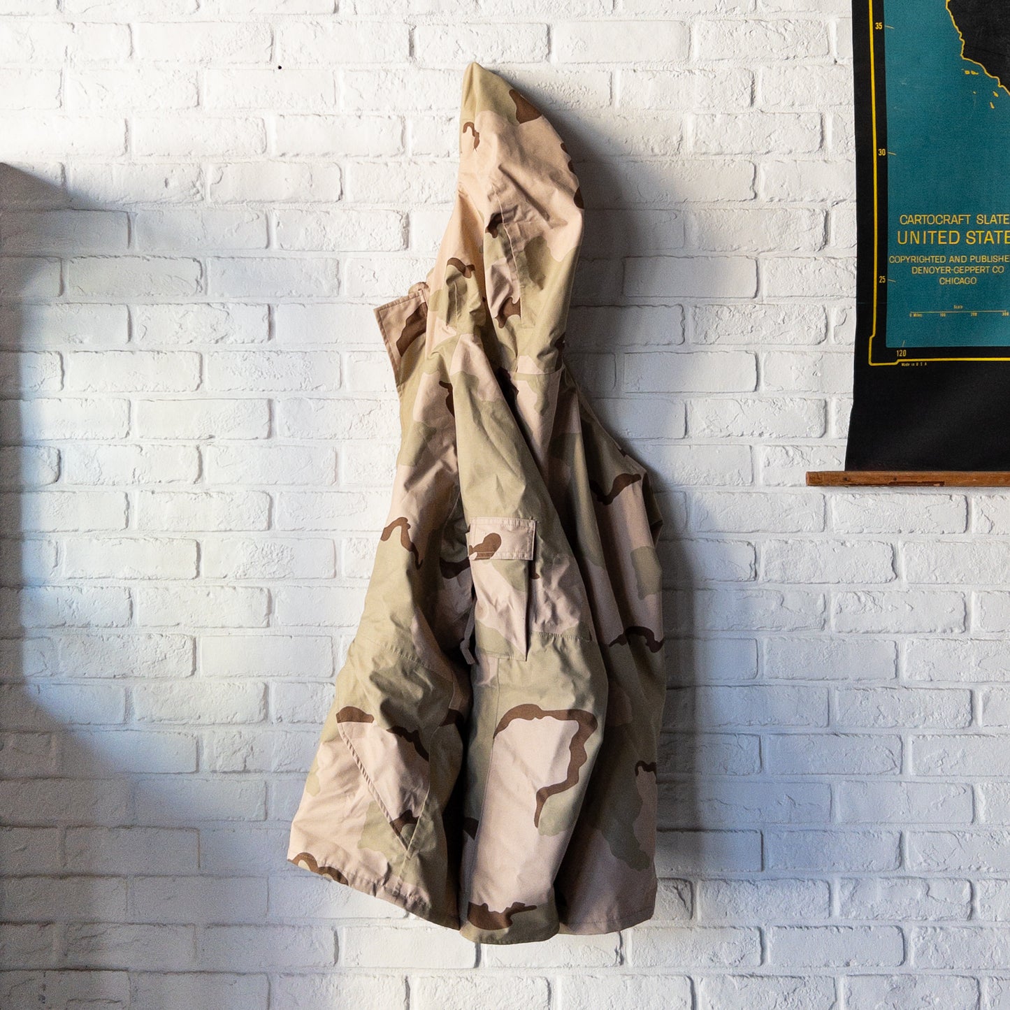 US ARMY ECWCS GORE-TEX DESERT CAMO PARKA 02'S VINTAGE LARGE-REGULAR