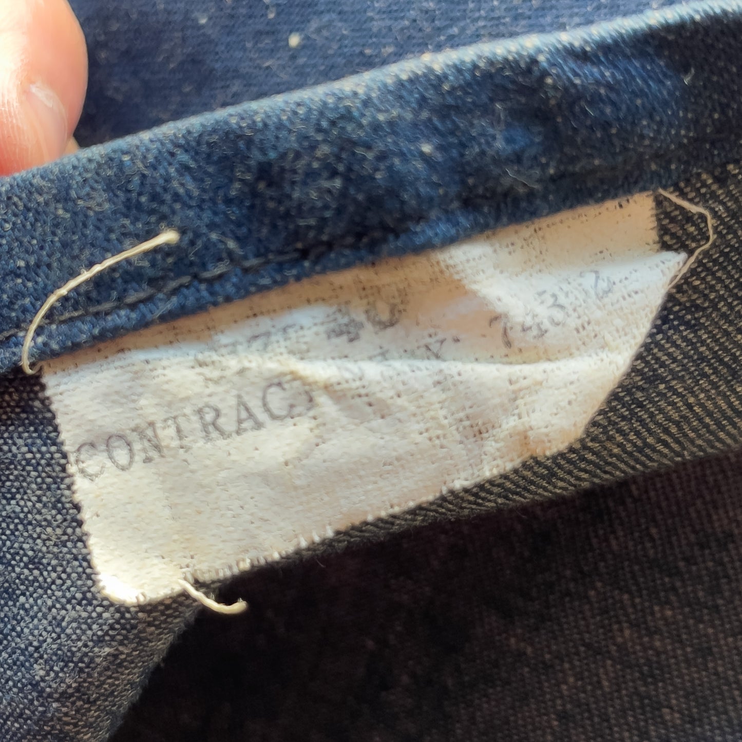 W.W.2 U.S.NAVY DUNGAREE DENIM JACKET HAND DRAWING PIN UP GIRL DEAD STOCK