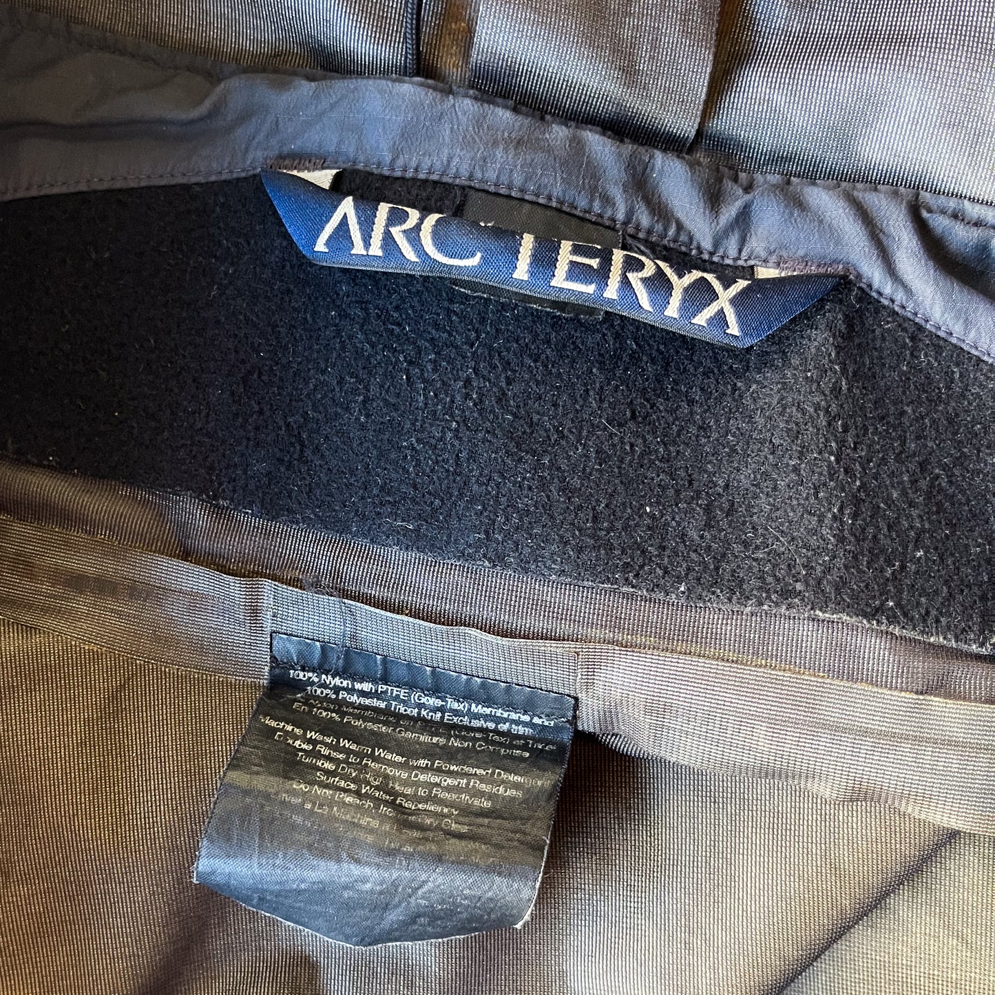 ARCTERYX GORE-TEX NYLON HOOD JACKET VINTAGE 1990S