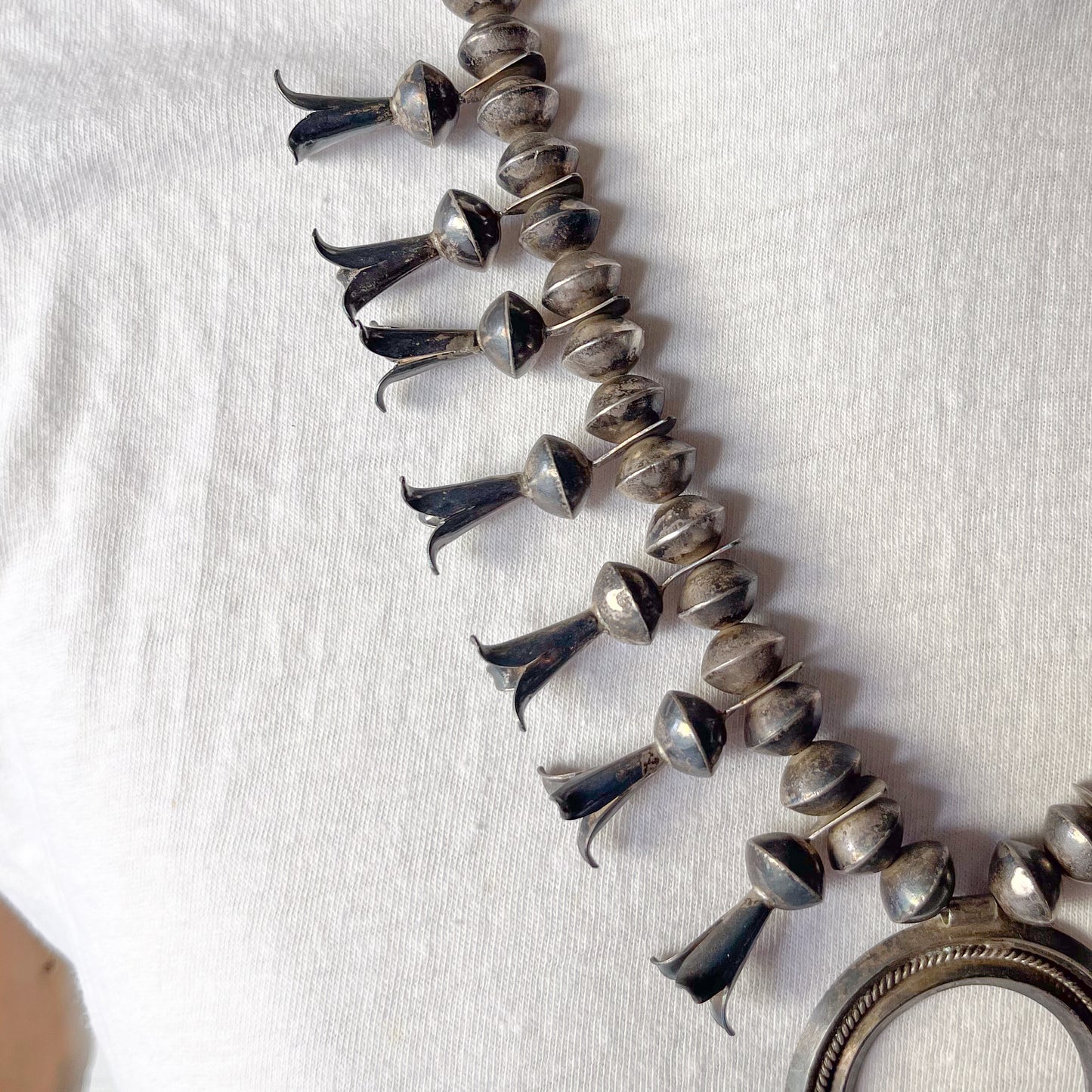 NAVAJO SILVER SQUASH BLOSSOM NAJA NECKLACE c.1940