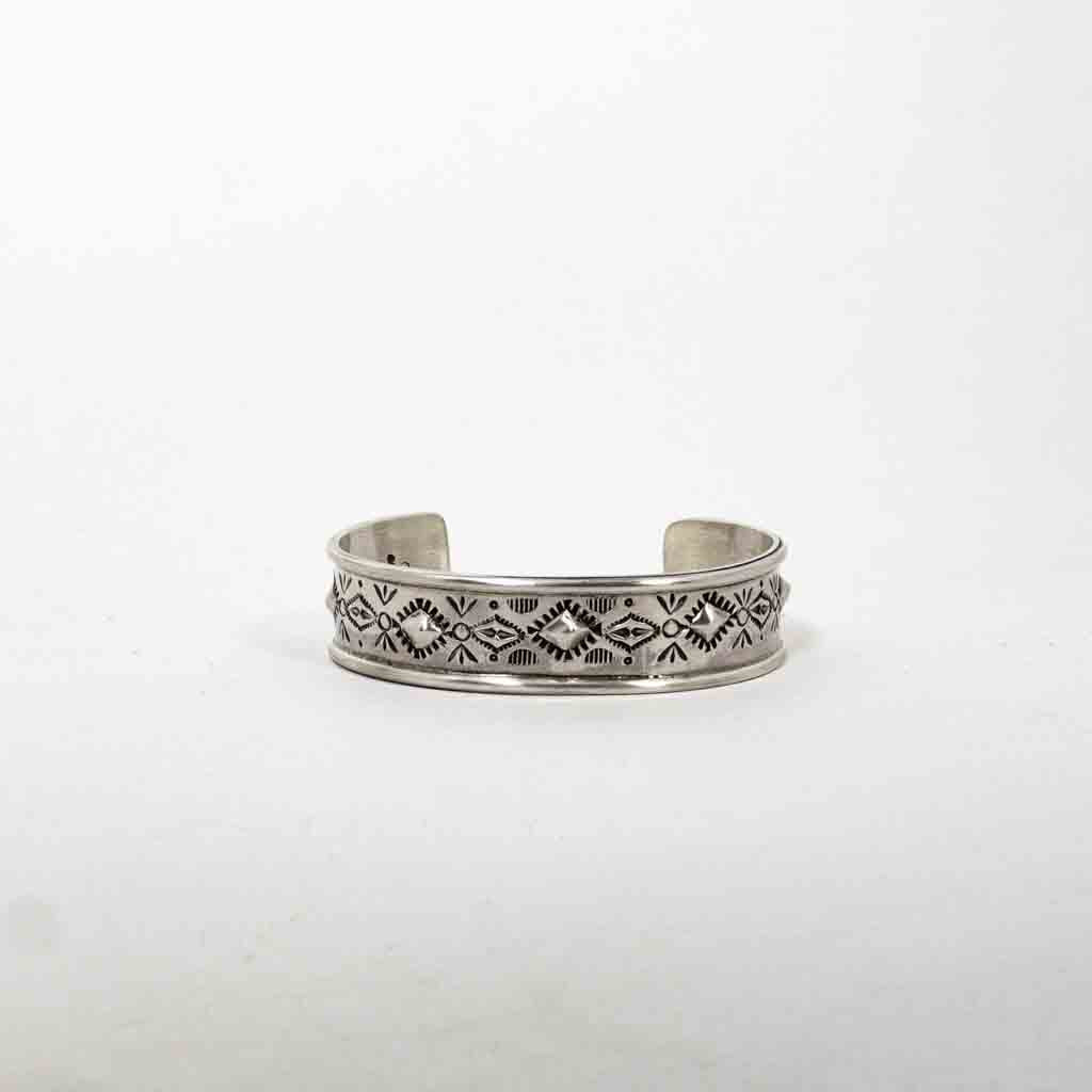 NAVAJO SILVER BANGLE (var2) by GILBERT WILSON JR