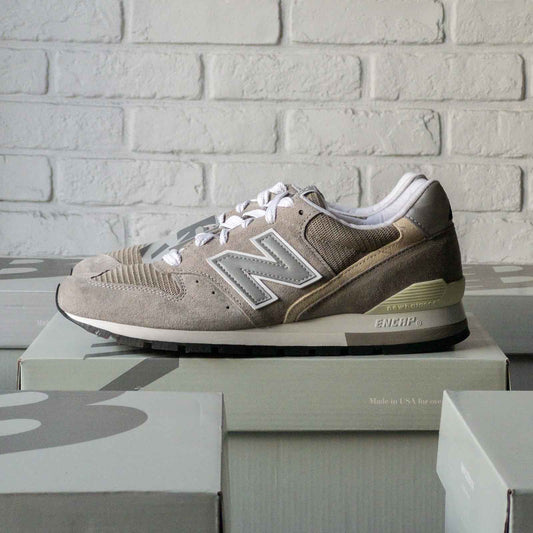 NEW BALANCE 996 GR(9~10)