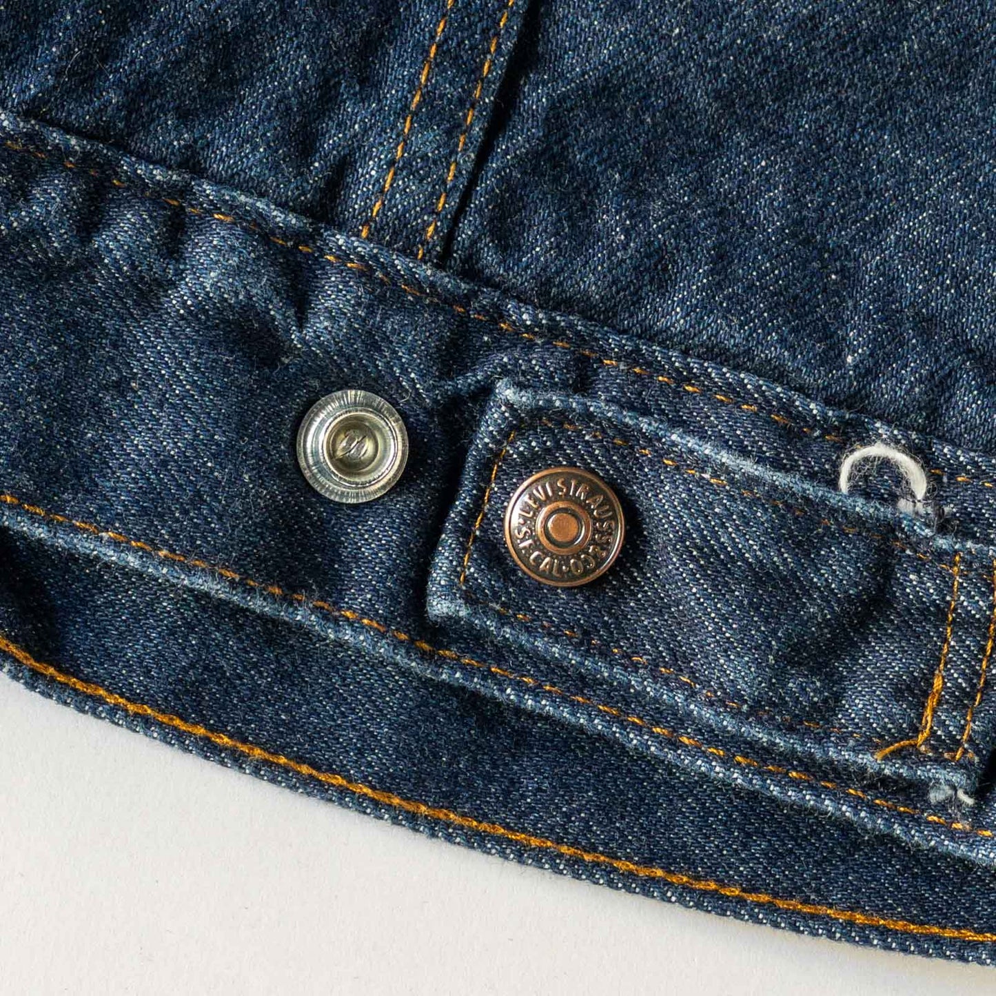 LEVI’S 70608 BOA DENIM JACKET (36R)  DEAD STOCK 80's