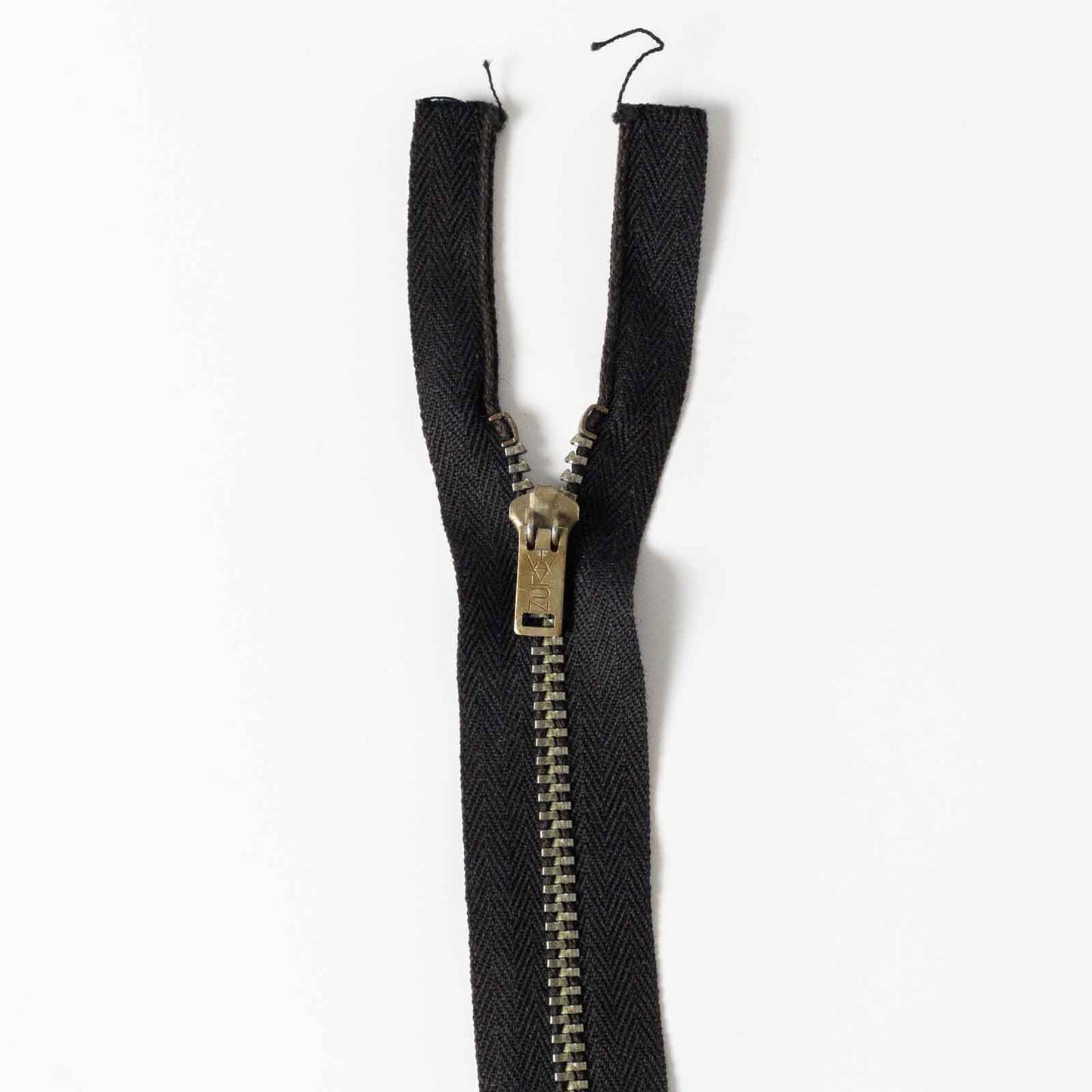 V TALON ZIPPER (17.5cm) 40’s DEAD STOCK