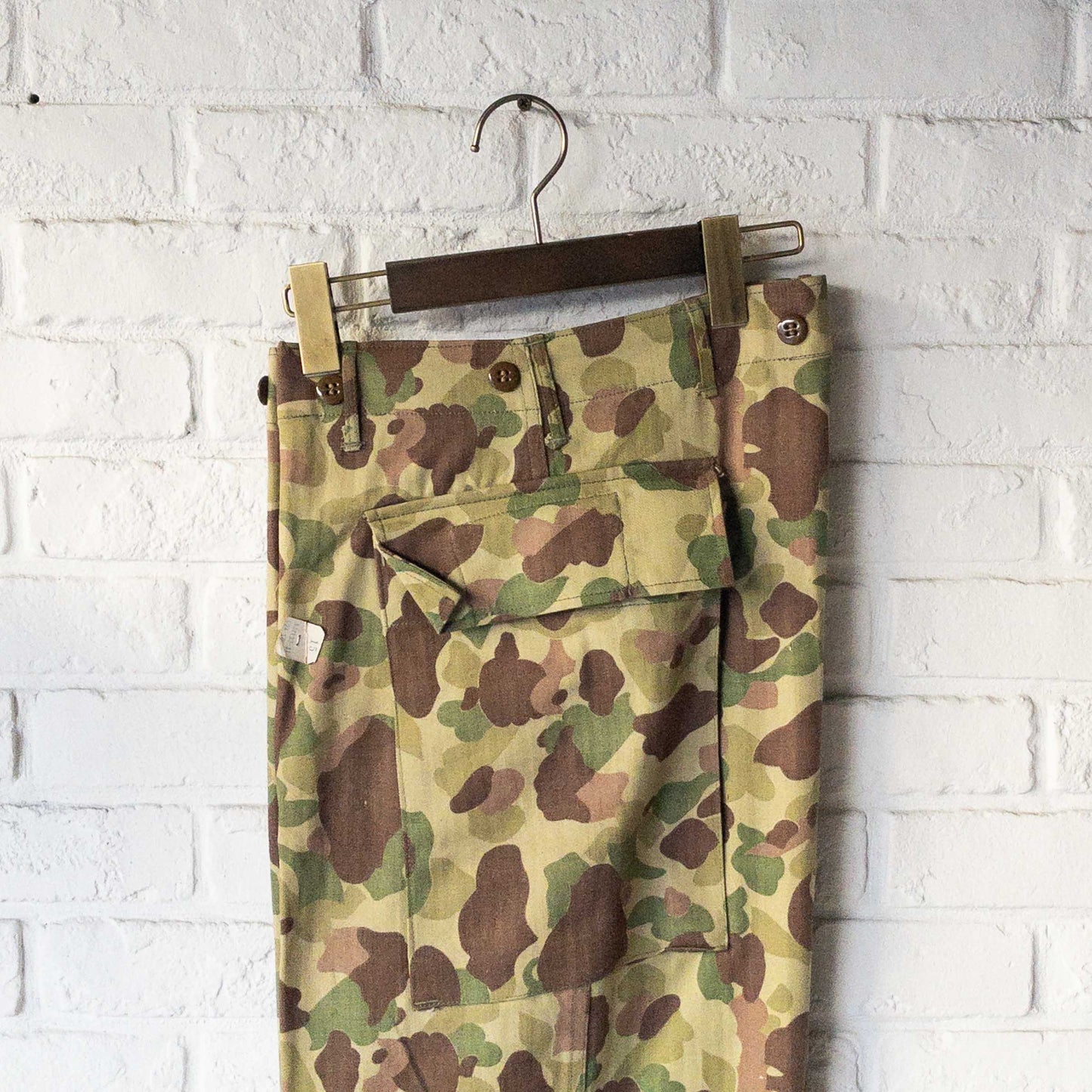M1943 US ARMY FROG CAMO HBT CARGO PANTS 1940'S DEAD STOCK