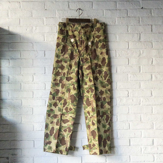 M1943 US ARMY FROG CAMO HBT CARGO PANTS 1940'S DEAD STOCK