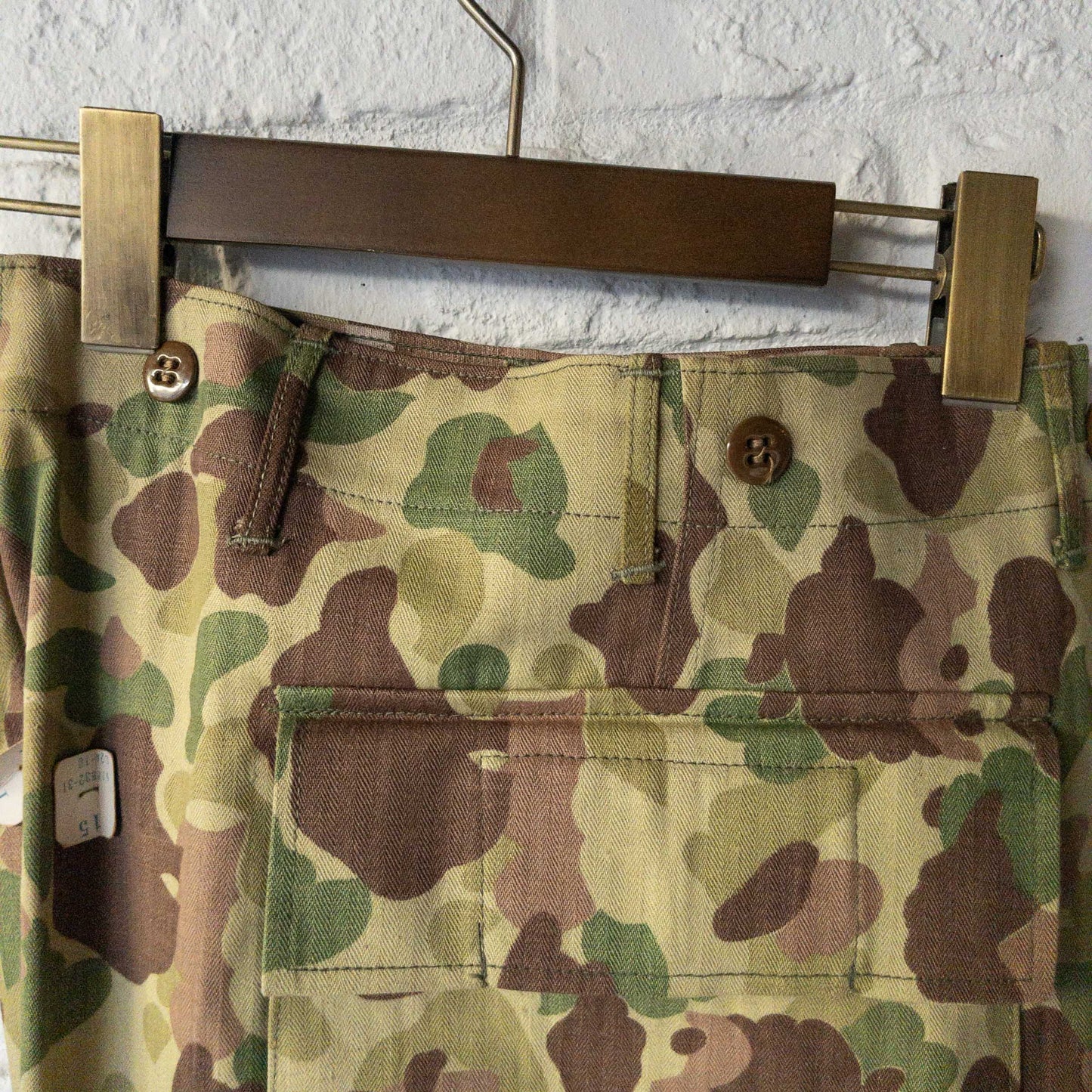 M1943 US ARMY FROG CAMO HBT CARGO PANTS 1940'S DEAD STOCK