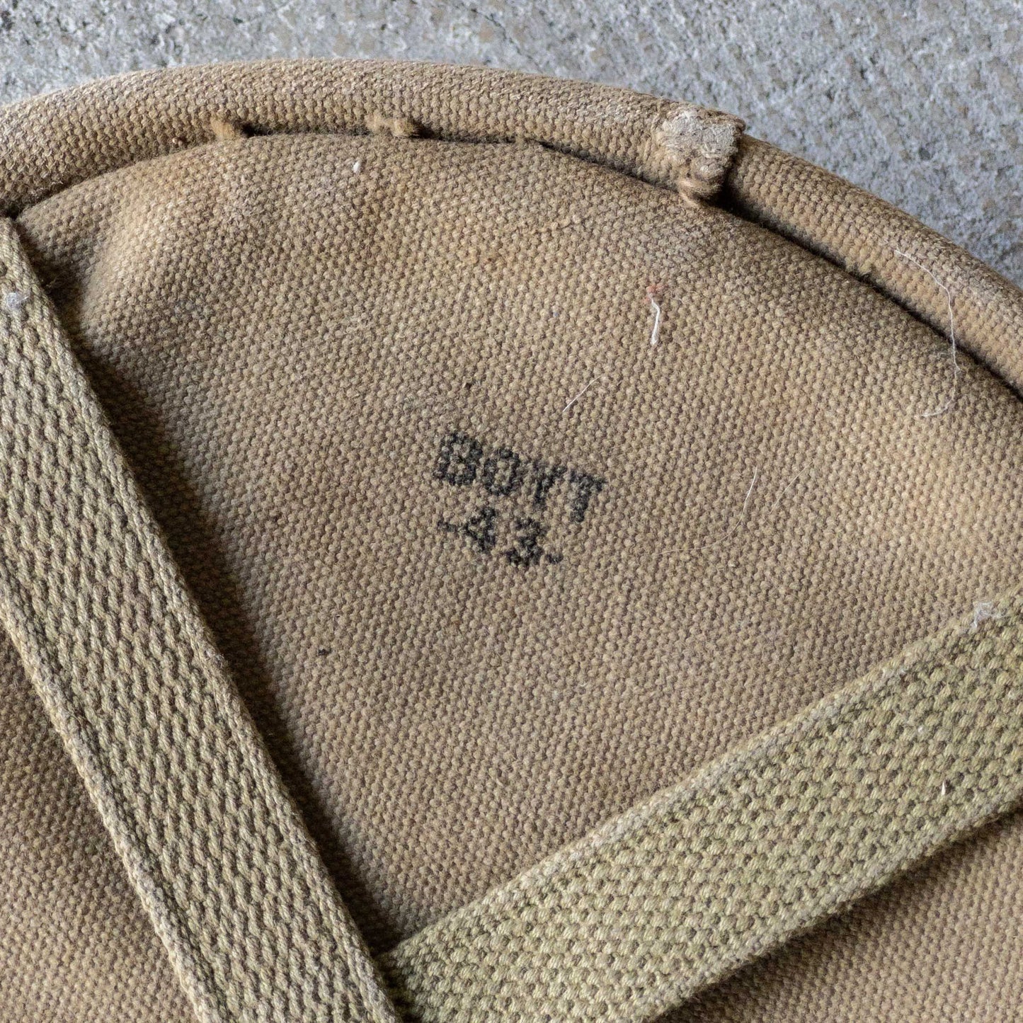 US ARMY WATER BUCKET 1940's VINTAGE