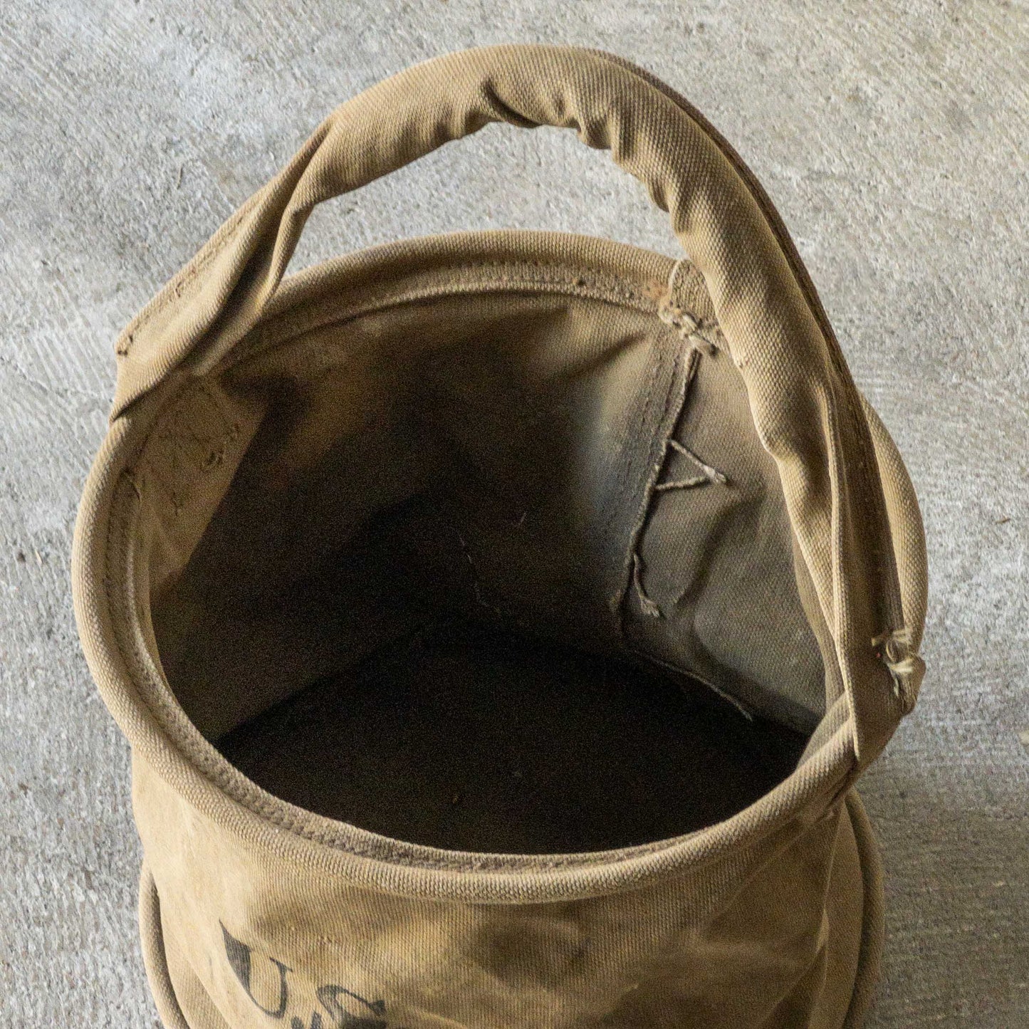 US ARMY WATER BUCKET 1940's VINTAGE