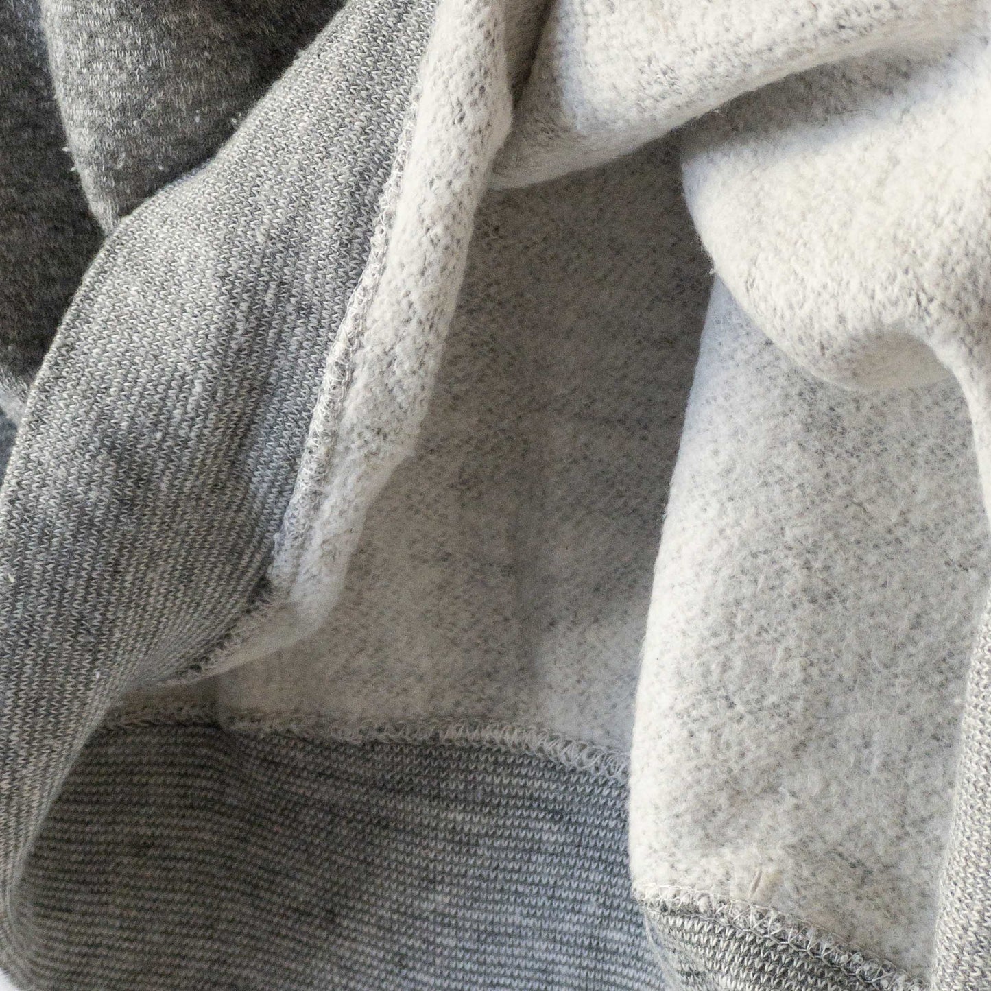 HEATHER GRAY ANIMAL VINTAGE SWEAT SHIRTS (XL) 1980's VINTAGE