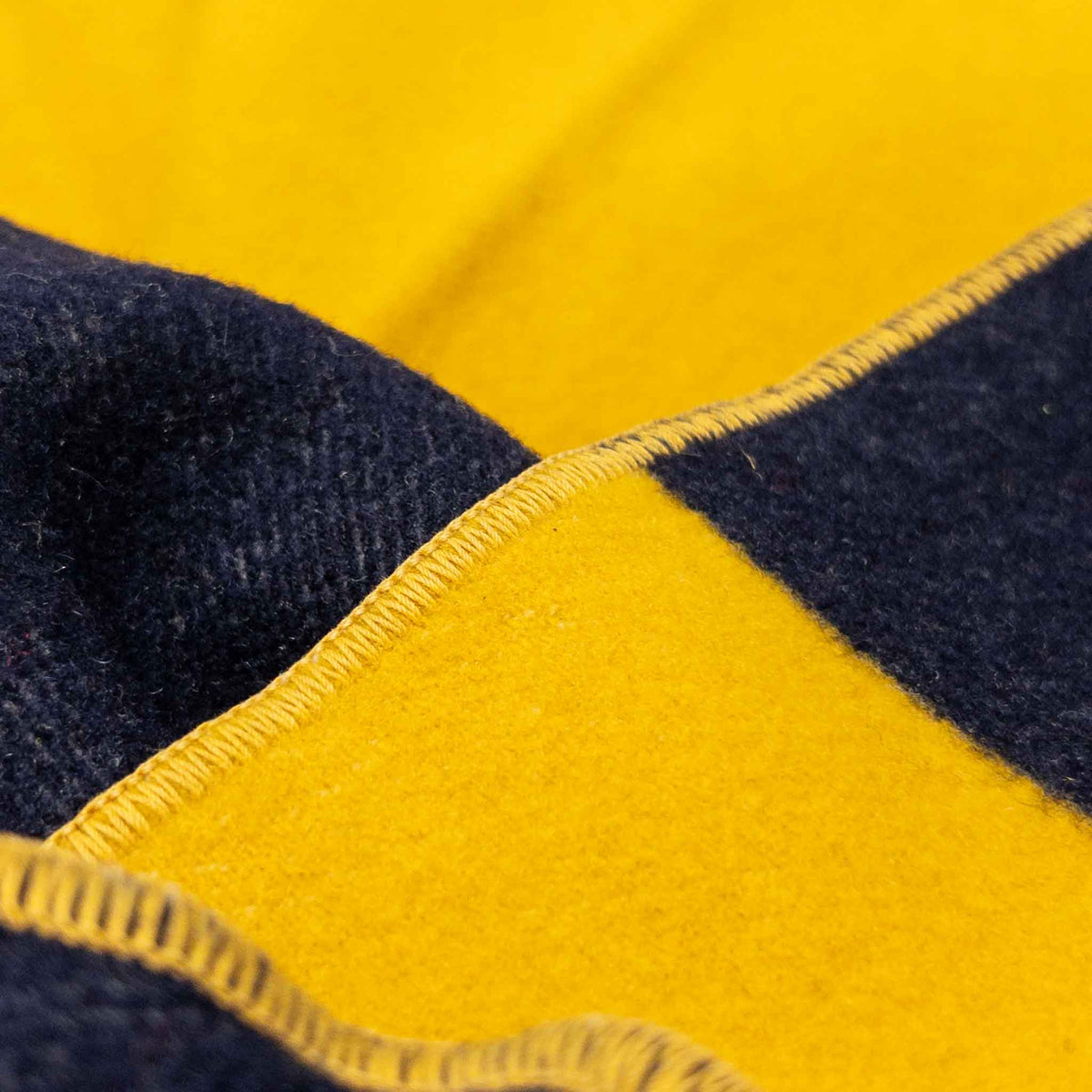 1960’S VINTAGE US NAVAL ACADEMY BLANKET