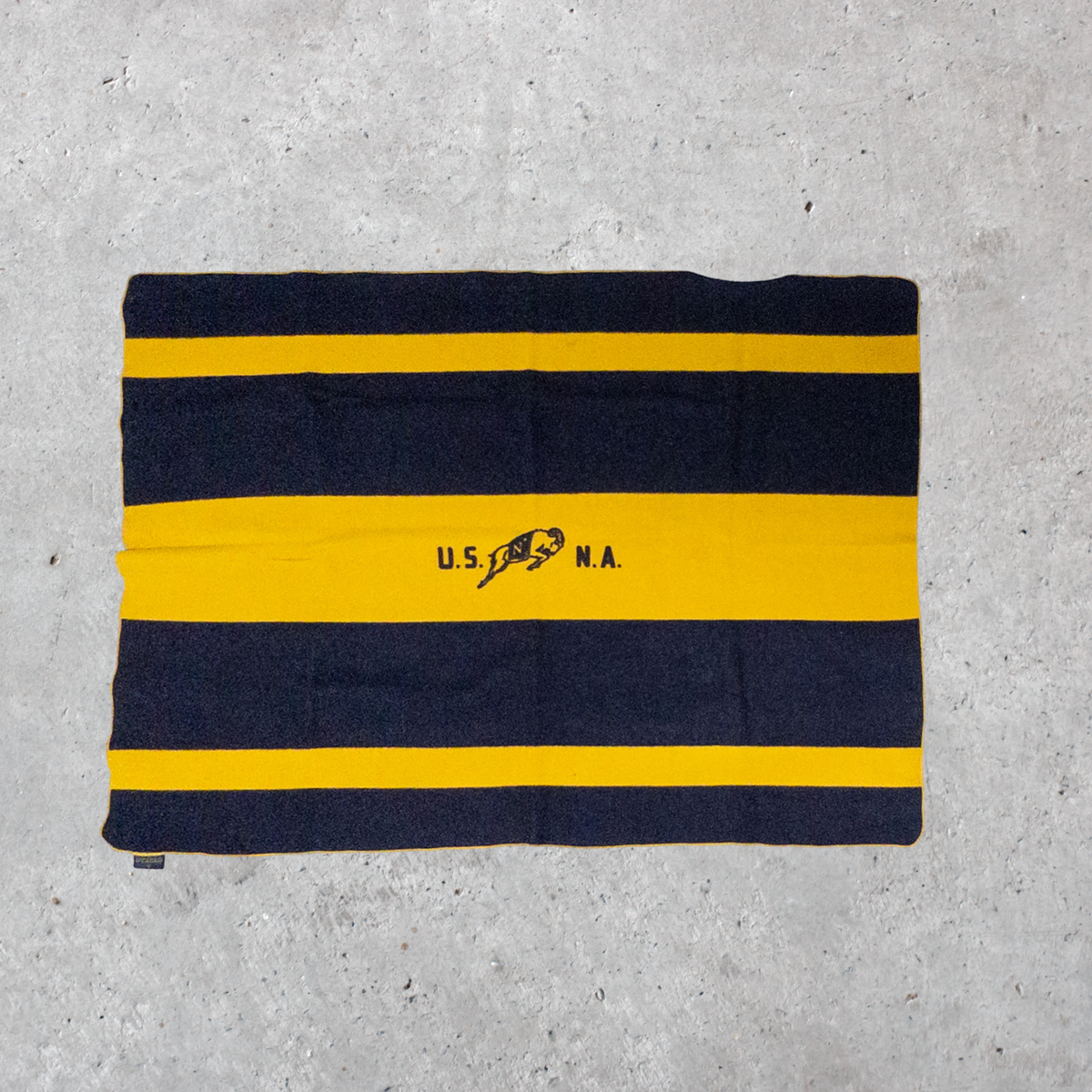 1960’S VINTAGE US NAVAL ACADEMY BLANKET