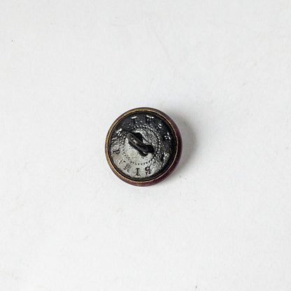 FRENCH HUNTING ANIMAL BUTTON 1930’S DEAD STOCK