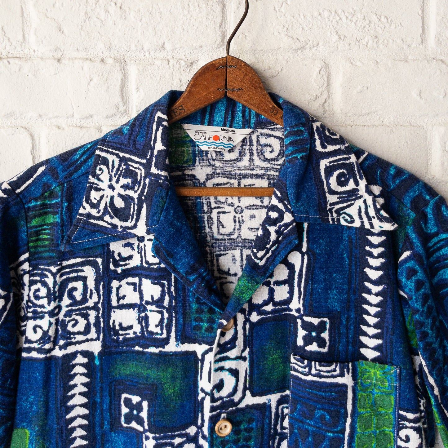 JC PENNEY CALIFORNIA STYLE SHIRTS 70'S BATIK PRINT DEAD STOCK