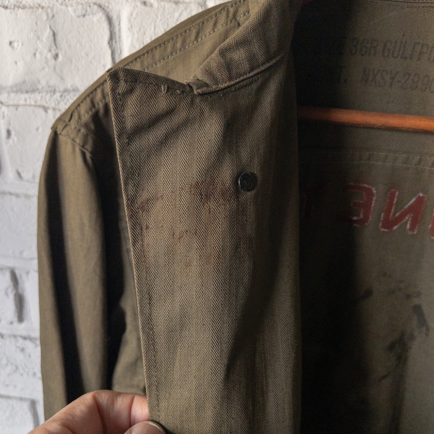 WW2 U.S.NAVY HBT UTILITY JACKET HAND DRAWING HULA GIRL DEADSTOCK