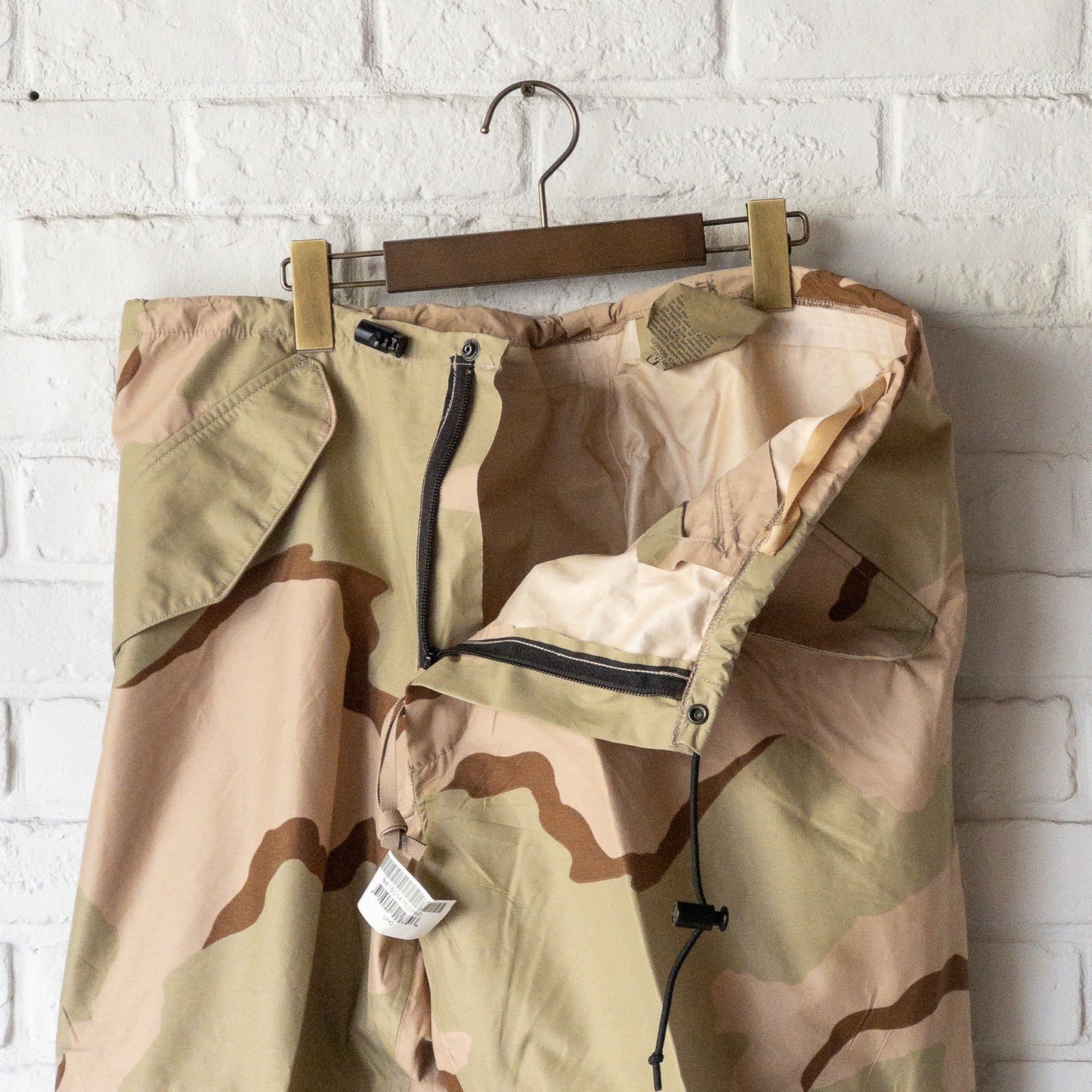 US ARMY ECWACS GEN1 GOATEX PANTS (L-SHORT)DEAD STOCK