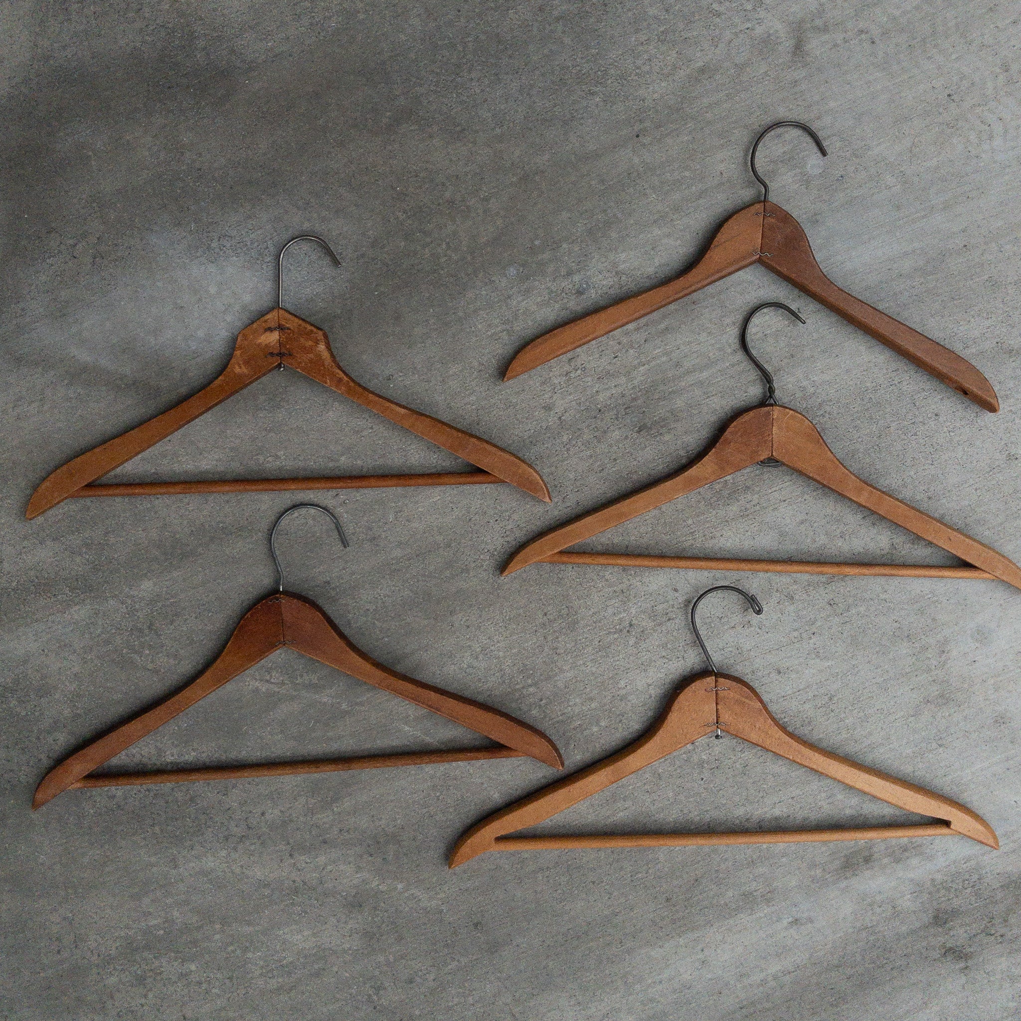 VINTAGE ADVERTISING WOOD HANGER ④ – WANDERER