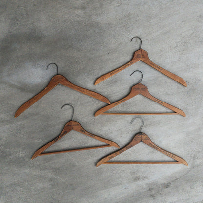 VINTAGE ADVERTISING WOOD HANGER ⑤