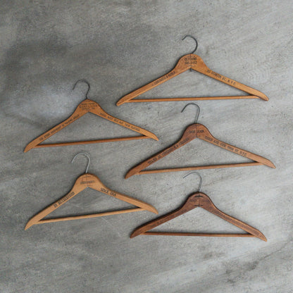 VINTAGE ADVERTISING WOOD HANGER ⑥