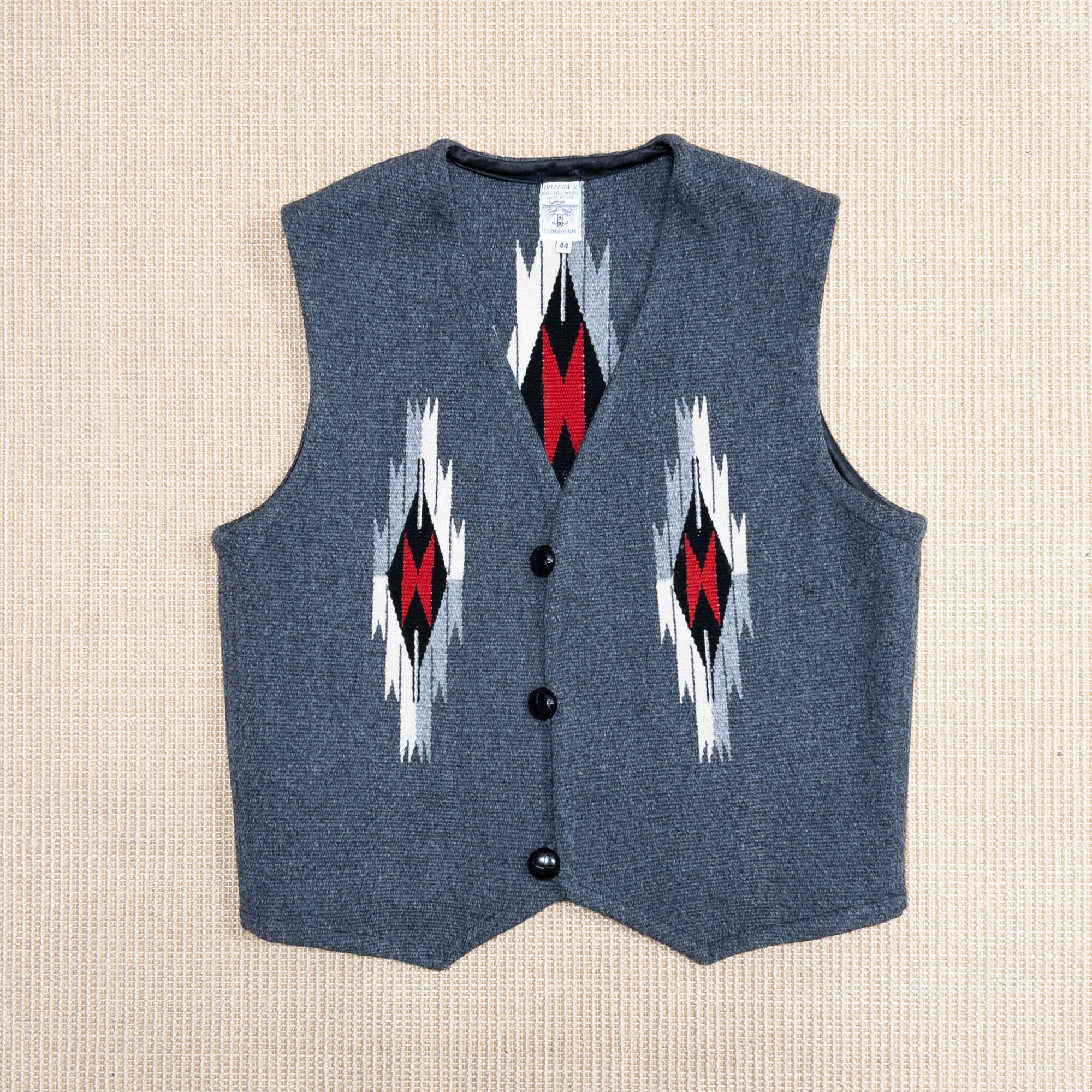 ORTEGA'S CHIMAYO VEST DARK GRAY (44) – WANDERER