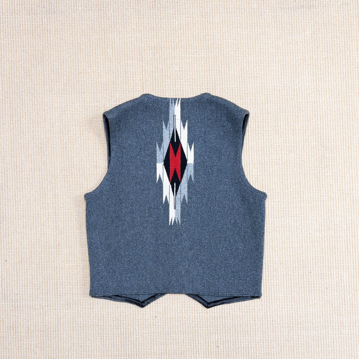 ORTEGA’S CHIMAYO VEST DARK GRAY (44)