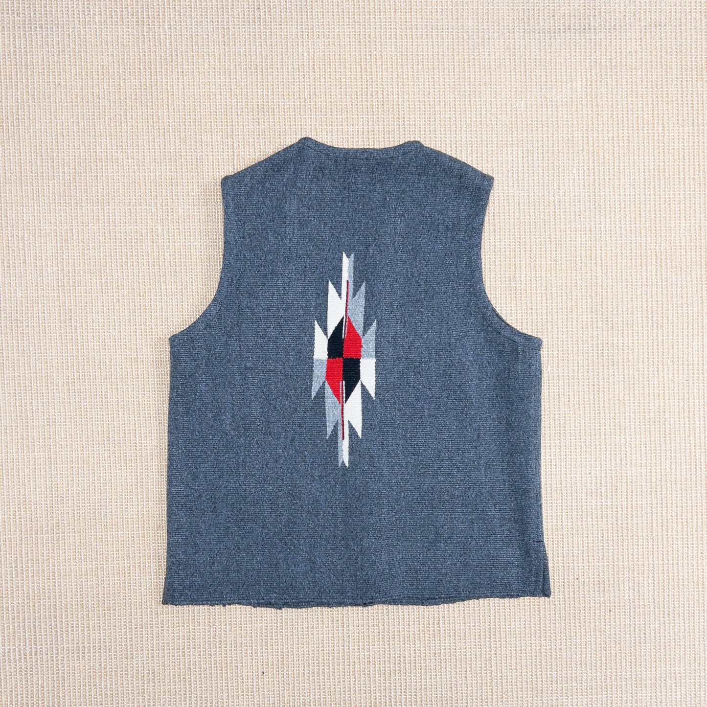 ORTEGA’S CHIMAYO VEST BOX GRAY (42)