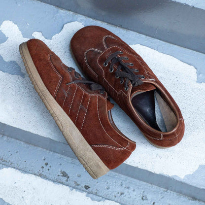 EARTH SHOES SNEAKER 1970'S VINTAGE (SIZE 9)