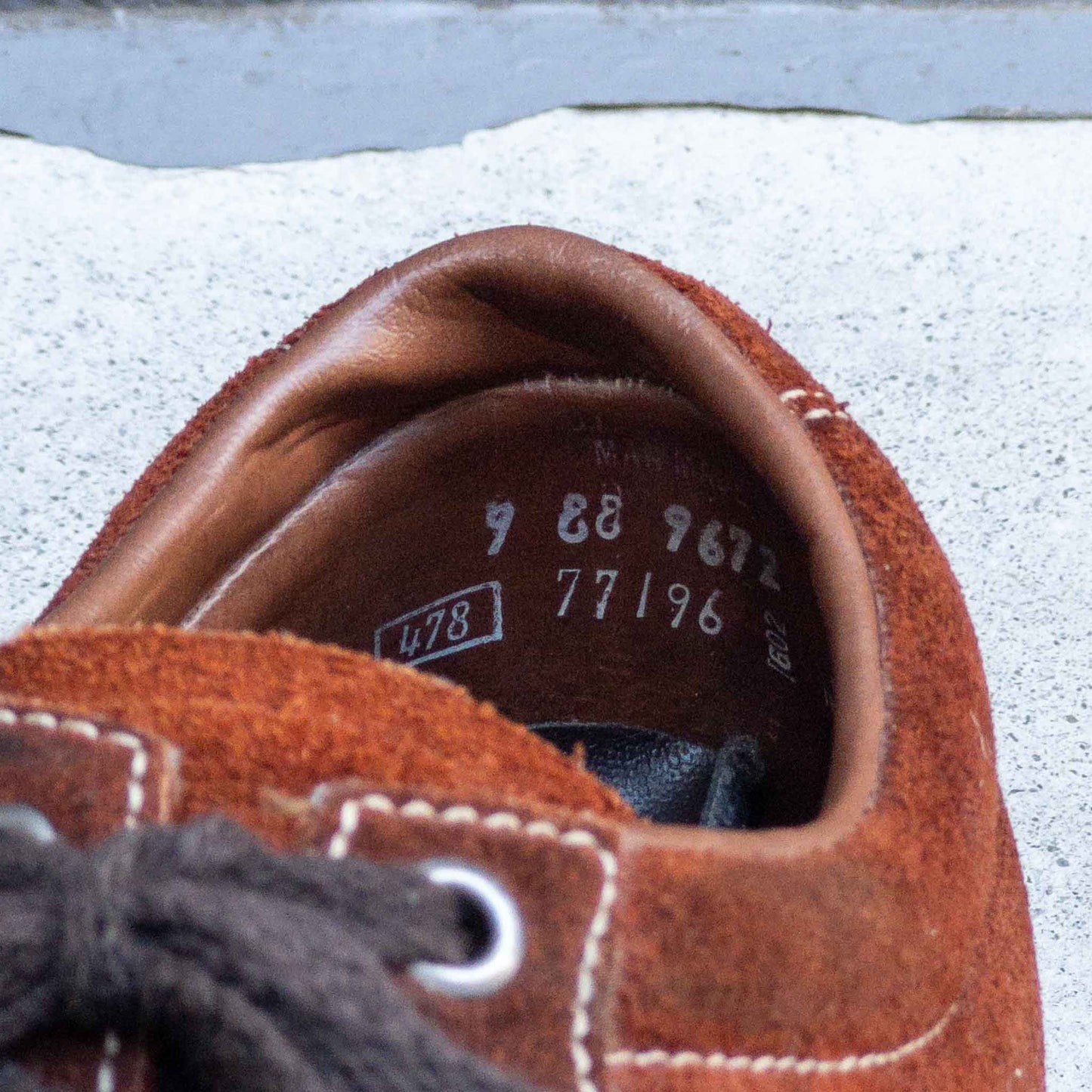 EARTH SHOES SNEAKER 1970'S VINTAGE (SIZE 9)