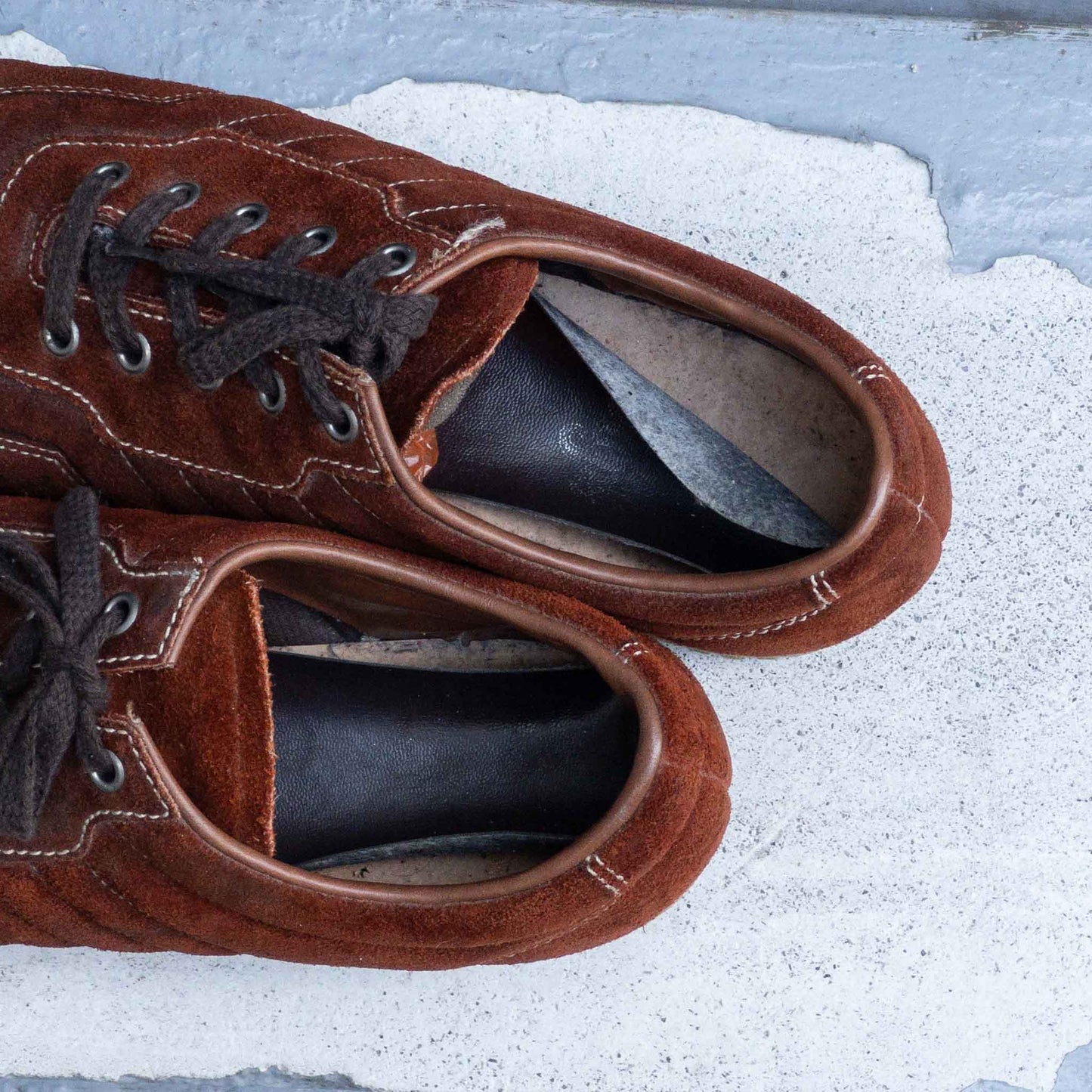 EARTH SHOES SNEAKER 1970'S VINTAGE (SIZE 9)